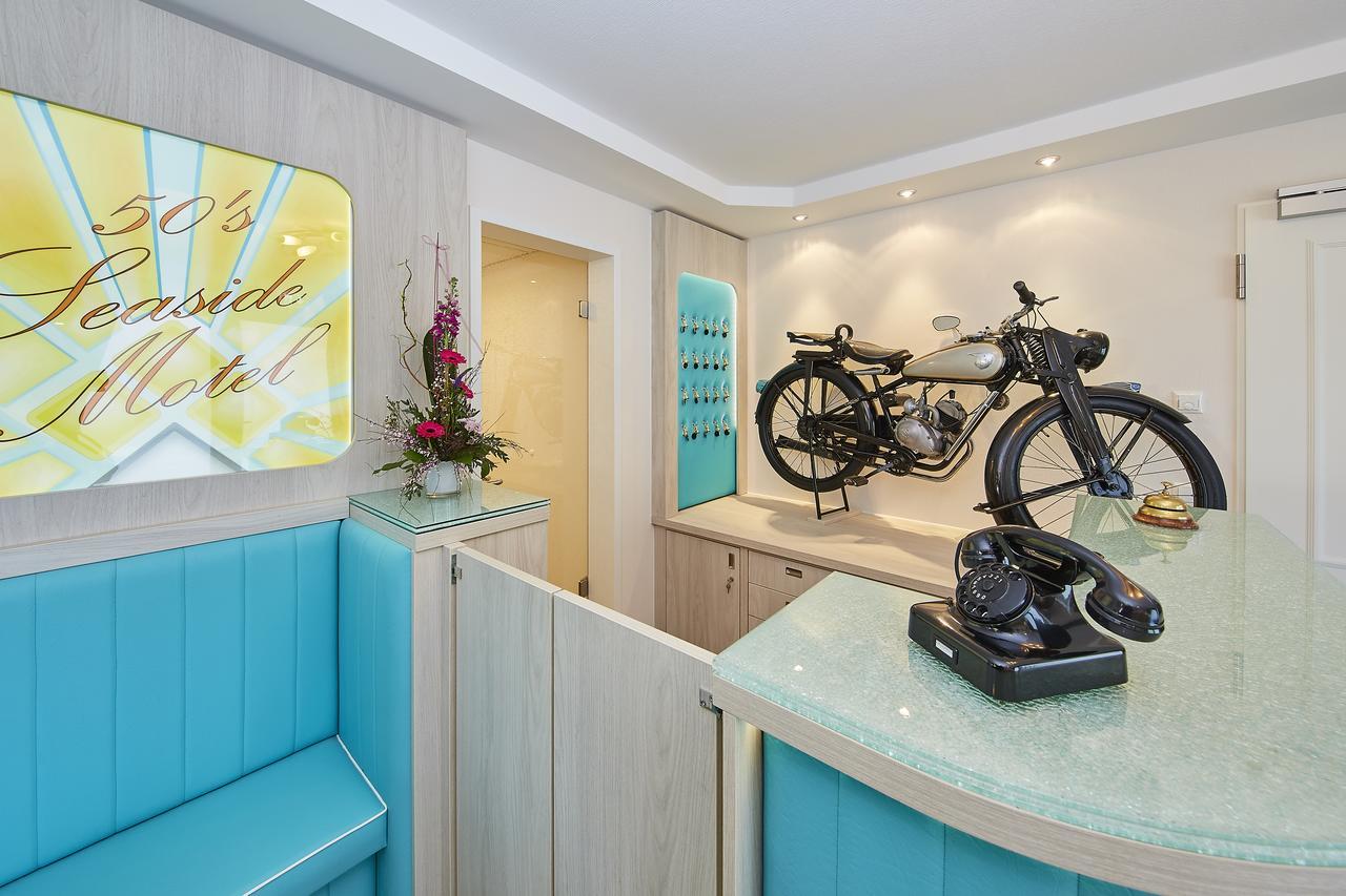 Bernstein Hotel "50'S Seaside Motel" Бюзум Экстерьер фото
